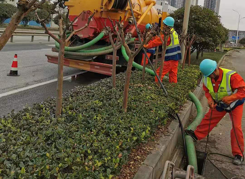 新龙市政管道清淤